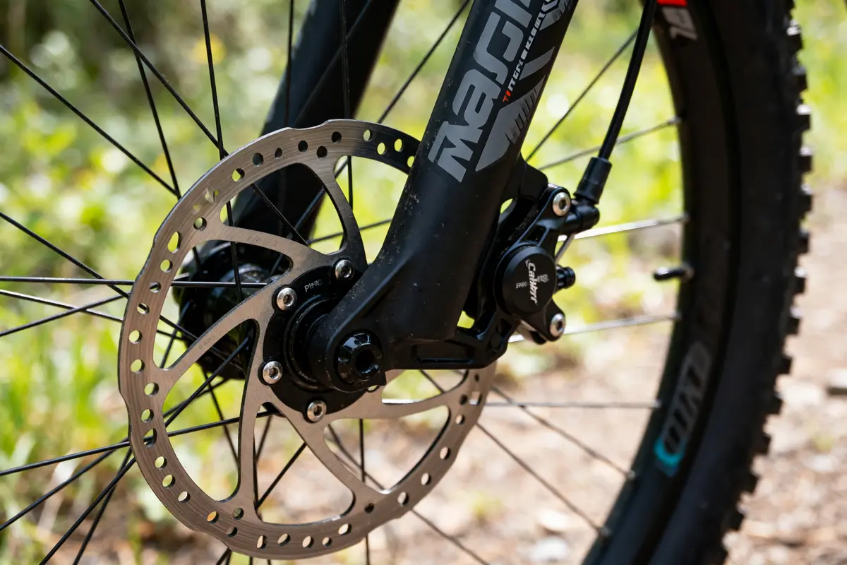 Magura MT5 : puissance et contrôle du freinage 4 pistons