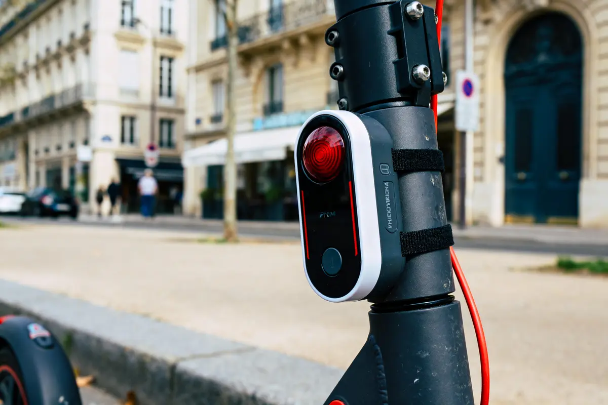 Alarme pour trottinette électrique puissante et facile à installer 🔒
