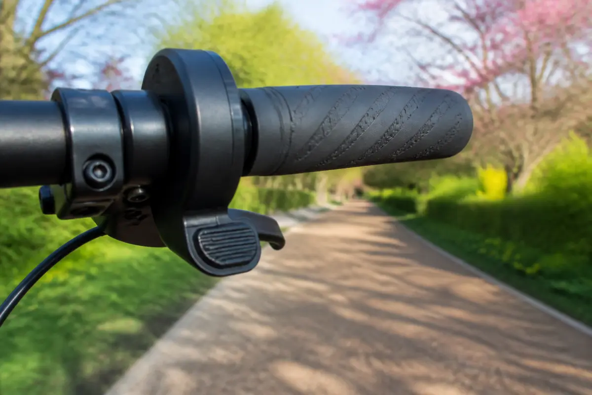 Accélérateur pour trottinette électrique : Comment le changer ?