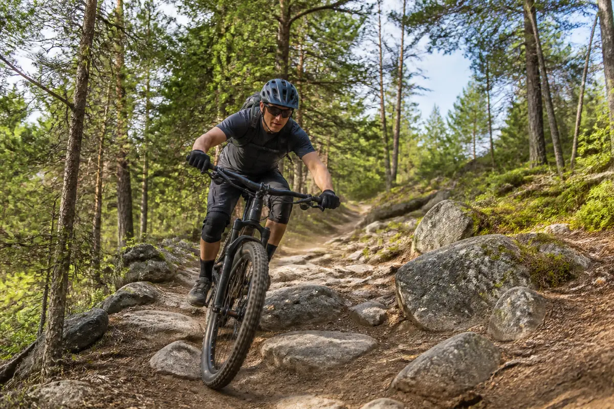 Vélo ou VTT : Quel vélo choisir pour votre pratique ?